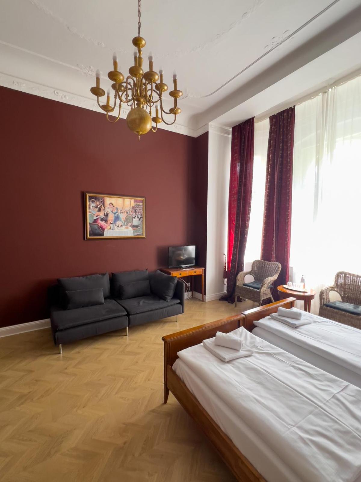 Hotel-Maison Am Olivaer Platz Berlin Exterior photo